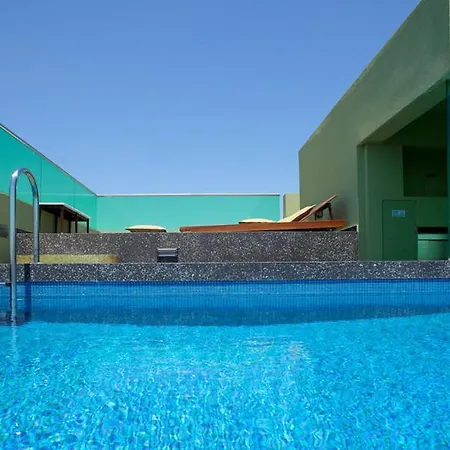 Aparthotel Mosaico & 4*
